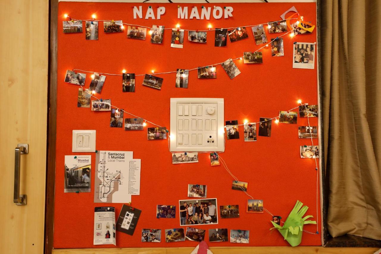 Nap Manor Hostels Mumbai Exteriör bild